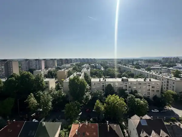 Eladó panel lakás, Székesfehérvár 3 szoba 68 m² 41.9 M Ft