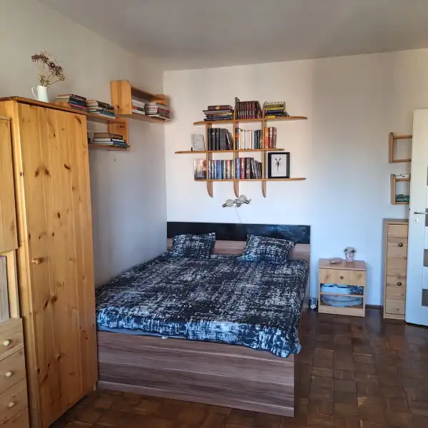 Eladó panel lakás, Székesfehérvár 2 szoba 35 m² 34.9 M Ft