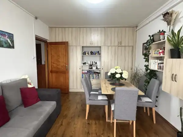 Eladó panel lakás, Székesfehérvár 2 szoba 49 m² 51.9 M Ft