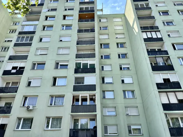 Eladó panel lakás, Székesfehérvár 2 szoba 52 m² 46.9 M Ft