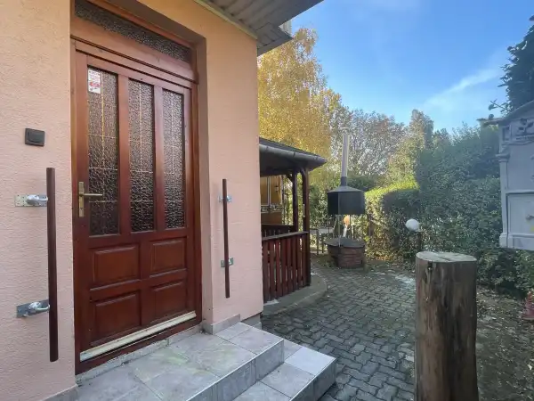 Eladó panel lakás, Székesfehérvár 3 szoba 95 m² 64.9 M Ft
