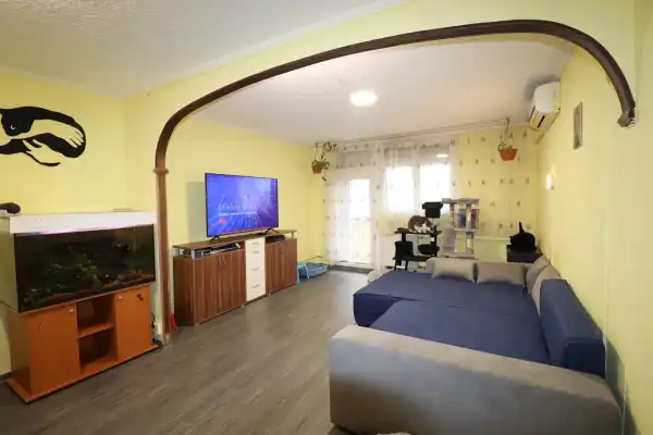 Eladó panel lakás, Szigetszentmiklós 1+2 szoba 62 m² 56.9 M Ft