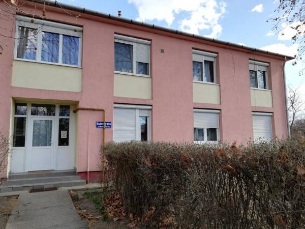 eladó panel lakás, Tatabánya