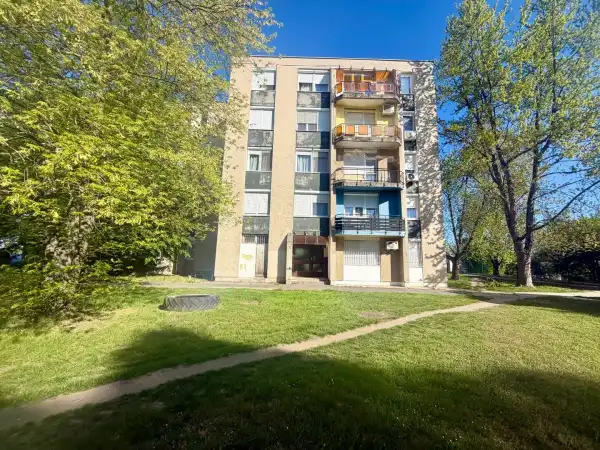 Eladó panel lakás, Tatabánya 3 szoba 81 m² 56.9 M Ft