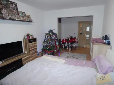 eladó panel lakás, Tatabánya