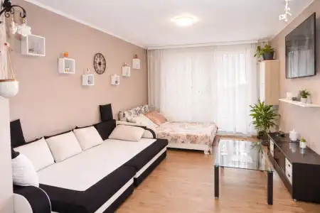 eladó panel lakás, Tatabánya