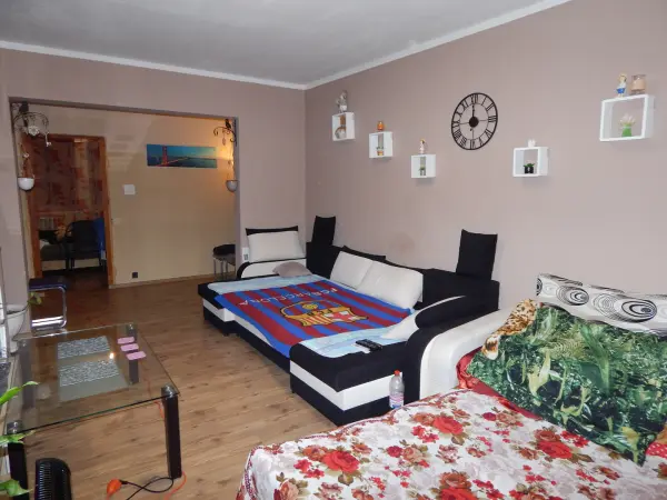 Eladó panel lakás, Tatabánya 2 szoba 55 m² 39.8 M Ft