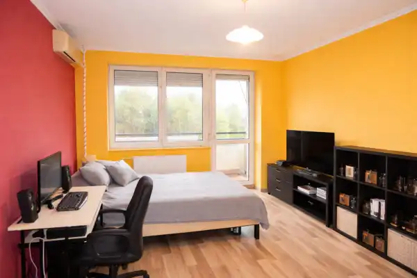 Eladó panel lakás, Tatabánya 1 szoba 37 m² 31.7 M Ft