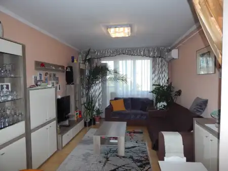 eladó panel lakás, Tatabánya