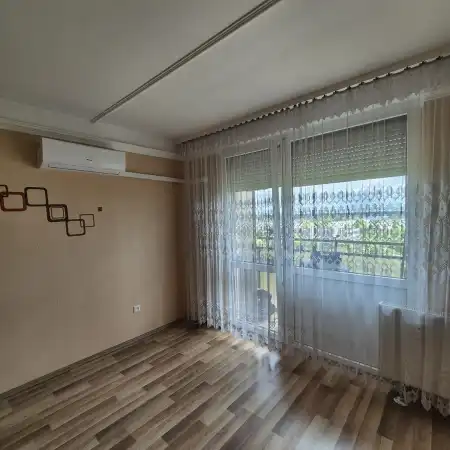 Eladó panel lakás, Tiszaújváros 1+1 szoba 37 m² 20.9 M Ft