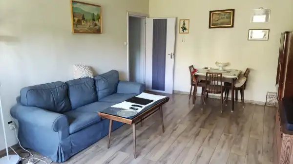 Eladó panel lakás, Vác 2 szoba 60 m² 53.7 M Ft