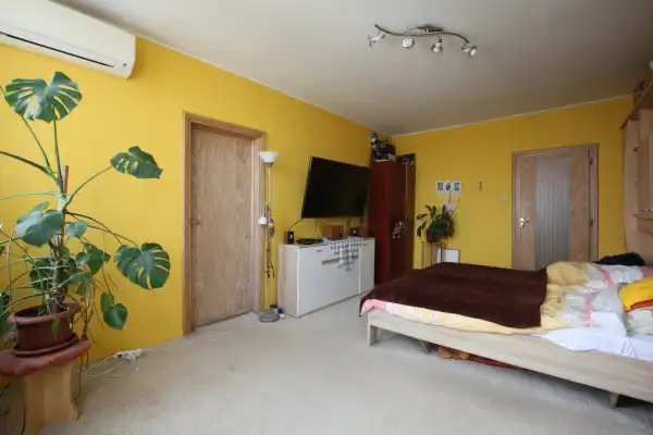 Eladó panel lakás, Vác 2 szoba 53 m² 47.9 M Ft