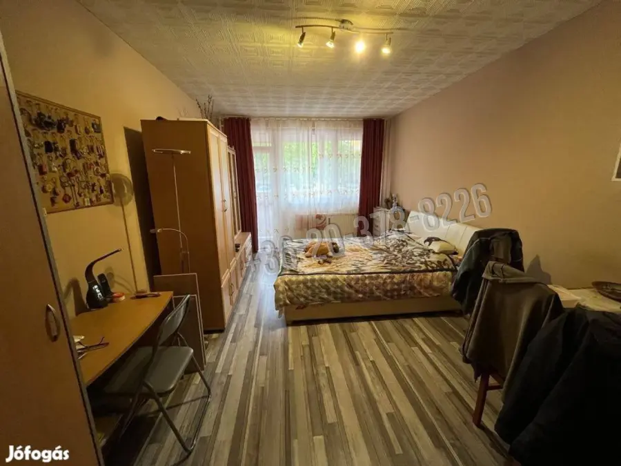 eladó panellakás, Dunaújváros
