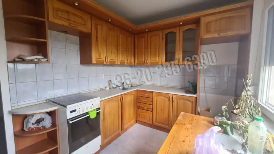 eladó panellakás, Dunaújváros