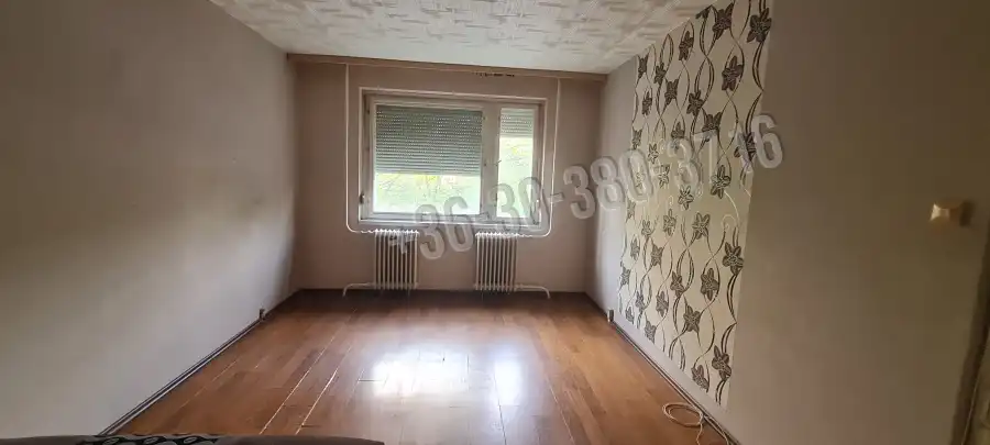 eladó panellakás, Dunaújváros
