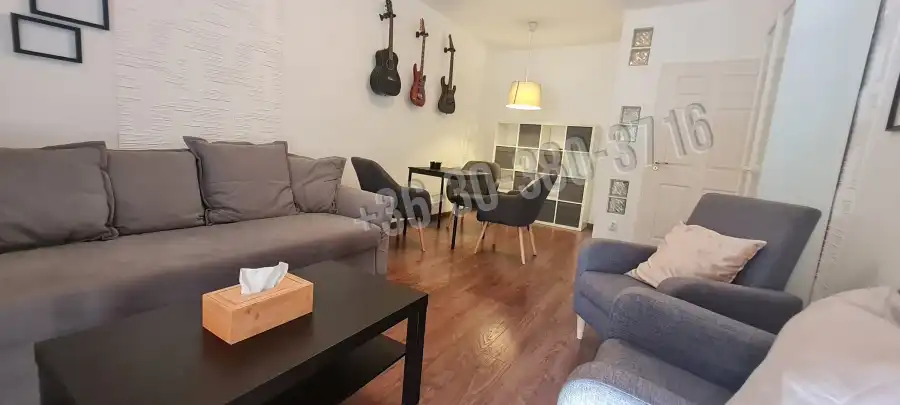 eladó panellakás, Dunaújváros