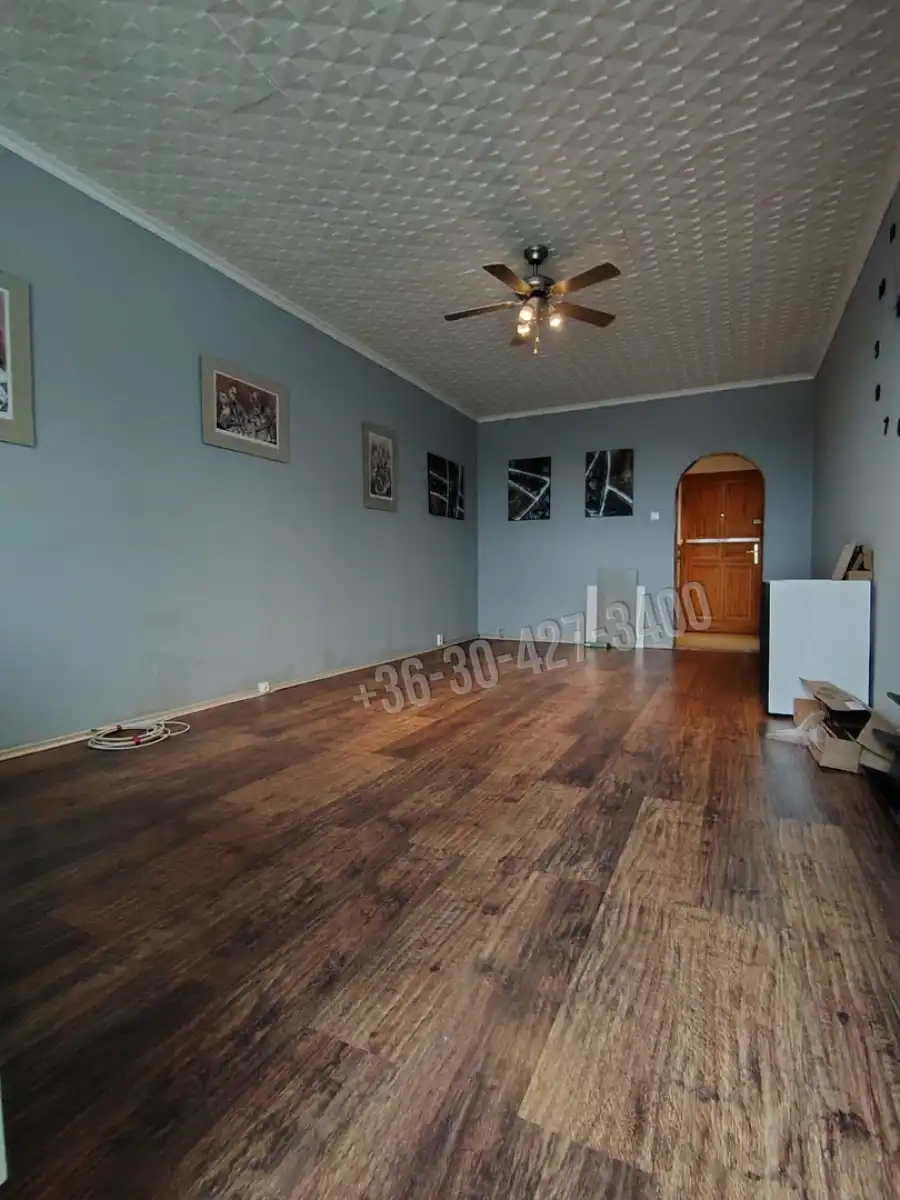 eladó panellakás, Dunaújváros