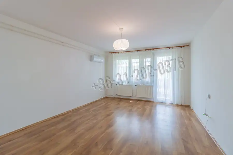 eladó panellakás, Kecskemét