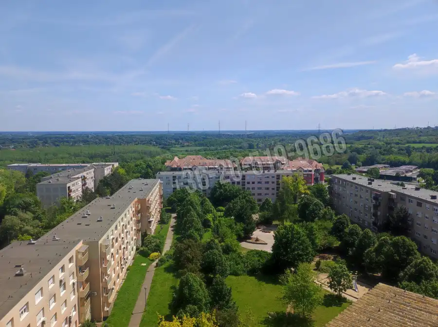eladó panellakás, Százhalombatta