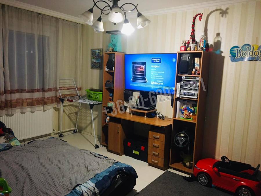 eladó panellakás, Tatabánya