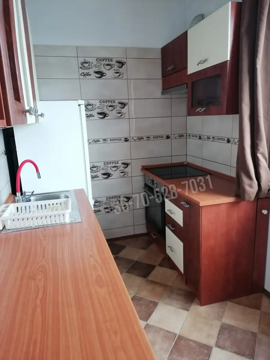 eladó panellakás, Tatabánya