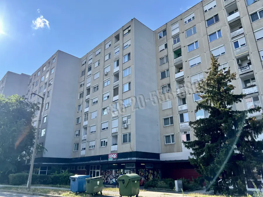 eladó panellakás, Veszprém