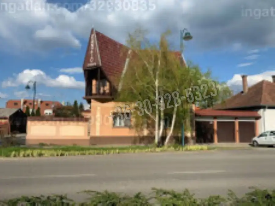 eladó panzió, Gyula