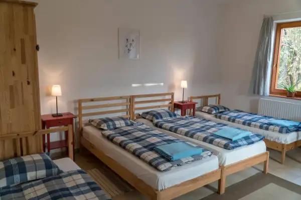 Eladó panzió, Vértesboglár 6 szoba 219 m² 209 M Ft