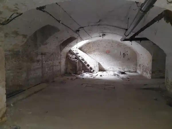 Eladó raktár, Budapest, VIII. kerület 128 m² 31.9 M Ft