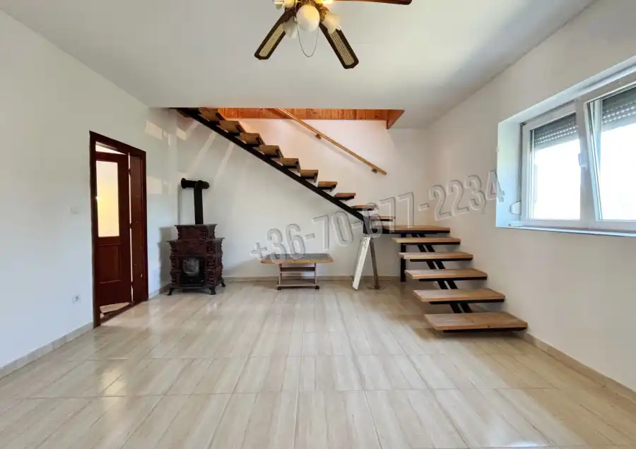 eladó sorház, Szokolya