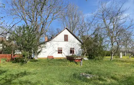 eladó tanya, Balástya