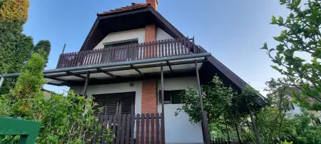 eladó tanya, Gomba