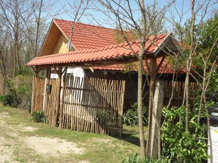 eladó tanya, Kecskemét