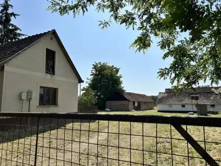 Eladó tanya, Lajosmizse 55 M Ft