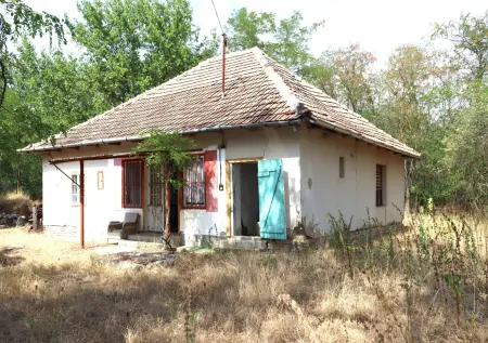 eladó tanya, Mikebuda