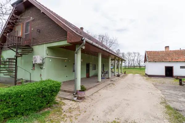 Eladó tanya, Petőfiszállás 5 szoba 120 m² 35 M Ft