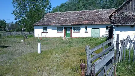 Eladó tanya, Zákányszék 3 szoba 93 m² 12.5 M Ft