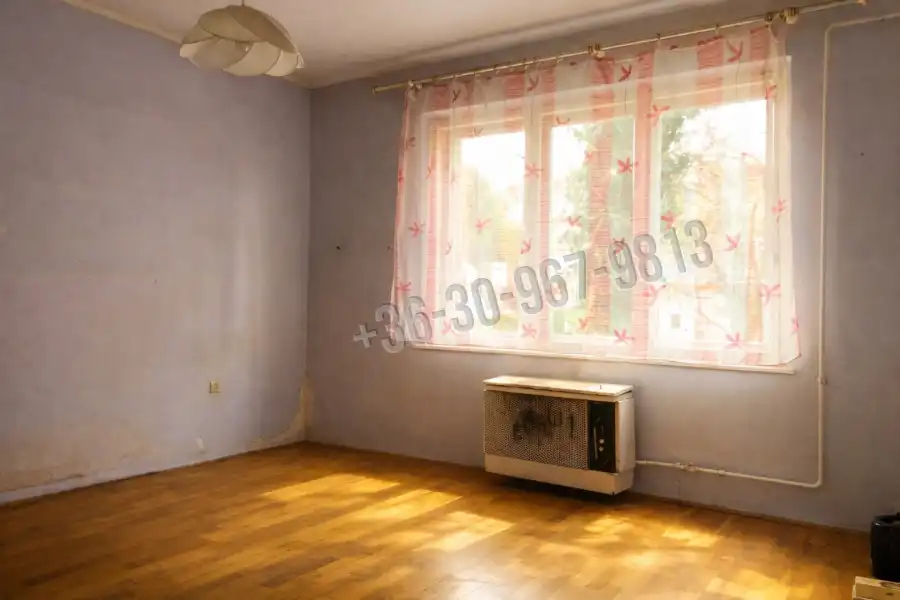 eladó téglalakás, Békéscsaba