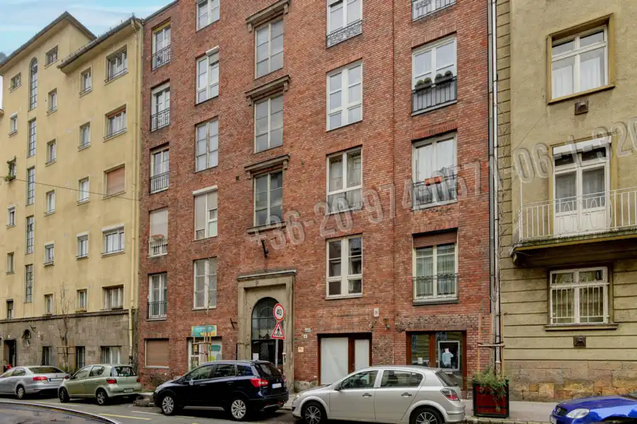 eladó téglalakás, Budapest, I. kerület