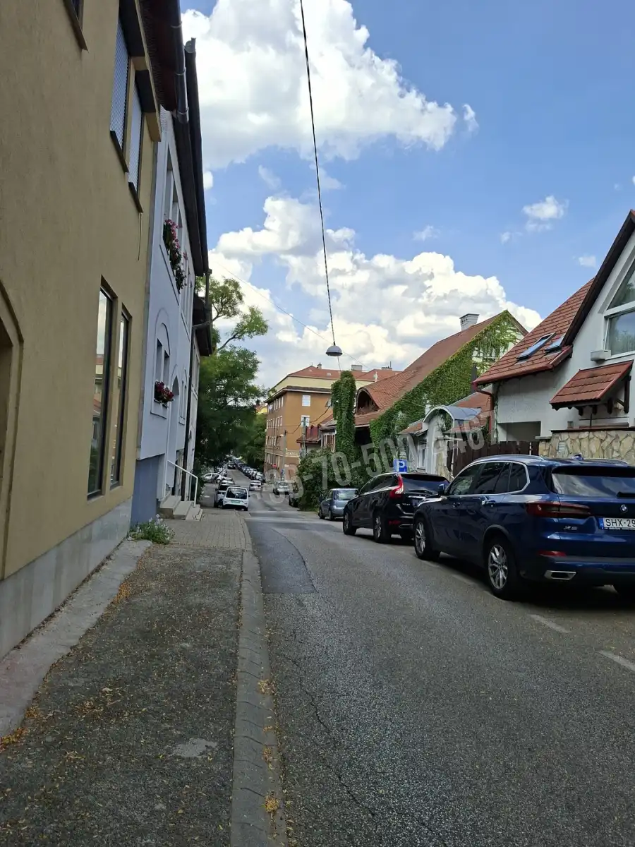 eladó téglalakás, Budapest, III. kerület