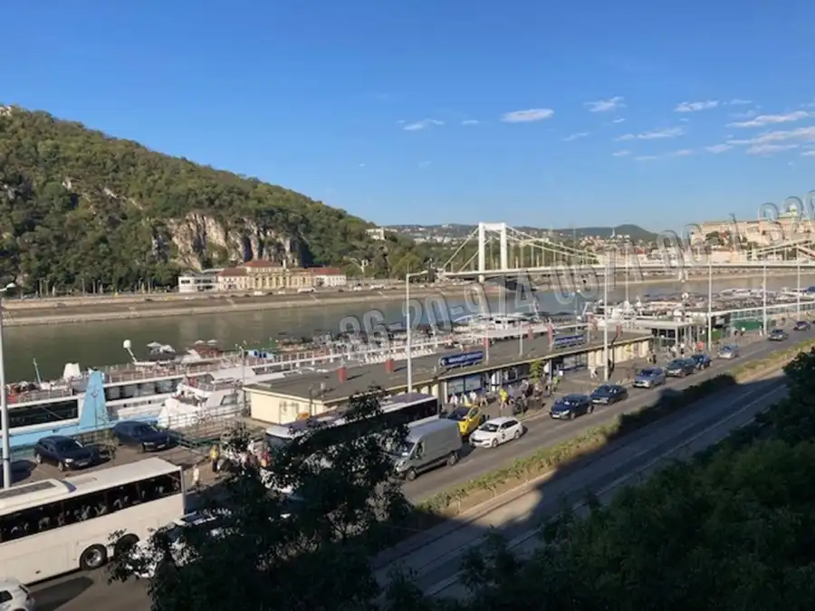 eladó téglalakás, Budapest, V. kerület