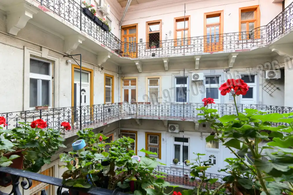 Budapest, VI. kerület - Terézváros (Nagykörúton kívül)