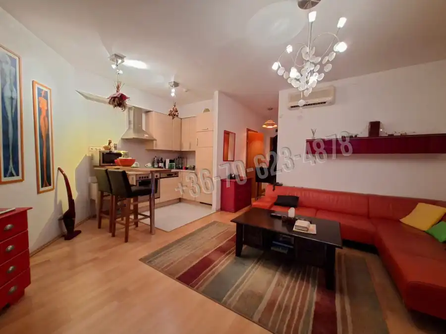 eladó téglalakás, Budapest, VI. kerület