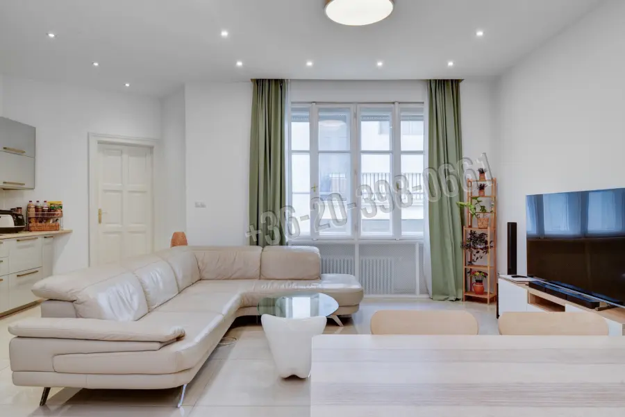 eladó téglalakás, Budapest, VI. kerület