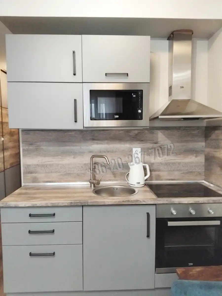 eladó téglalakás, Budapest, VIII. kerület