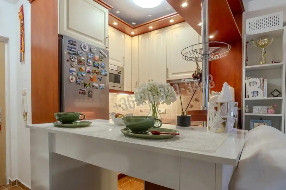 Budapest, VIII. kerület - Hungária ltp., Százados úti ltp.