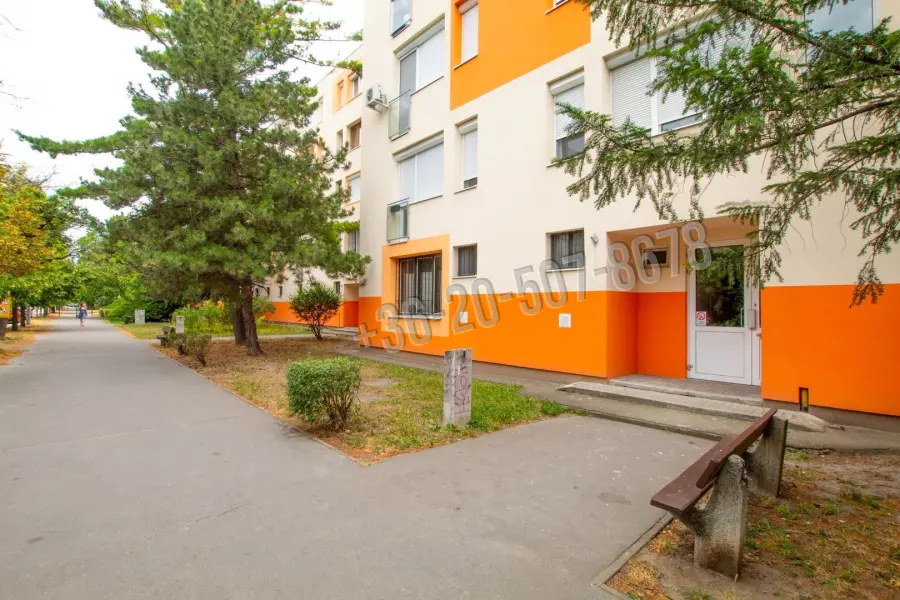 eladó téglalakás, Budapest, XVIII. kerület