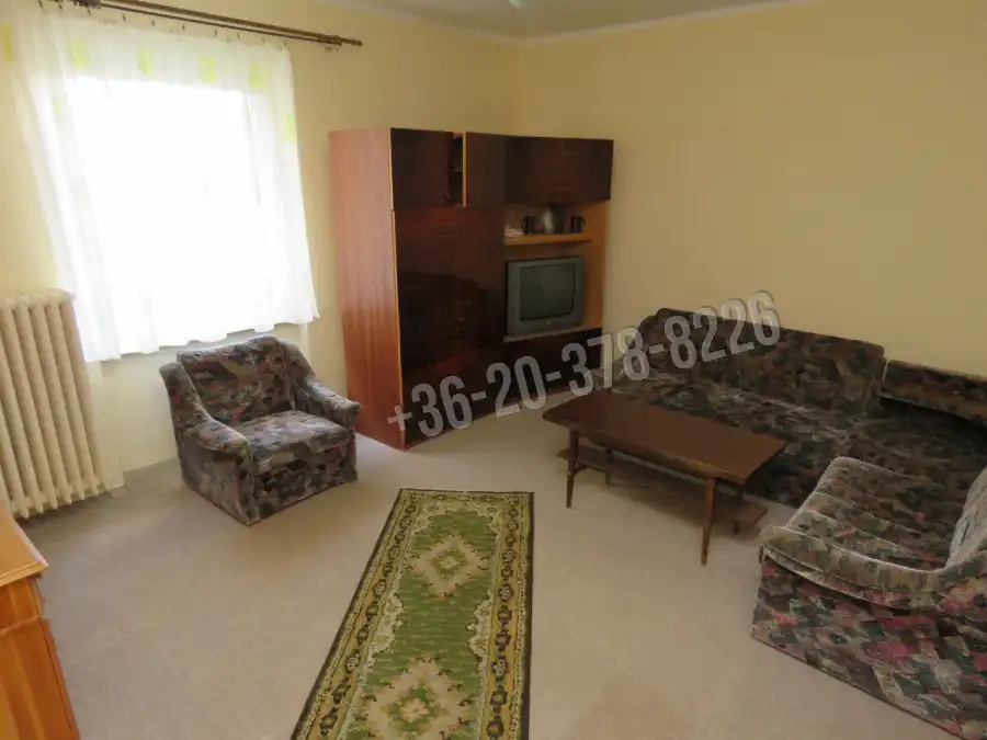 eladó téglalakás, Dunaújváros