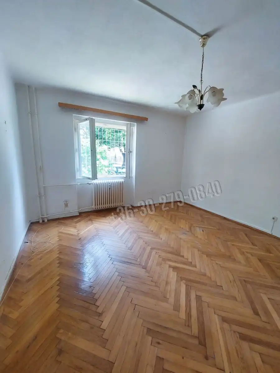 eladó téglalakás, Dunaújváros