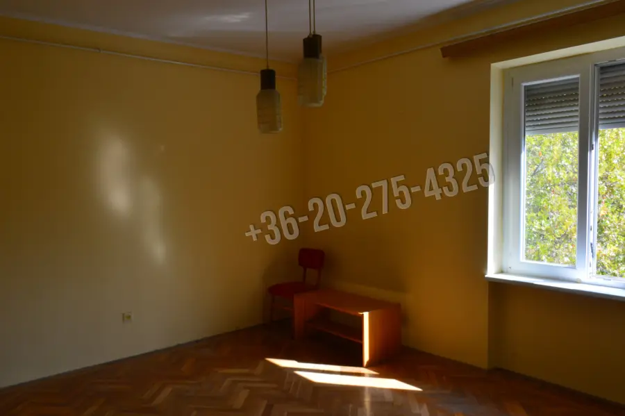 eladó téglalakás, Dunaújváros
